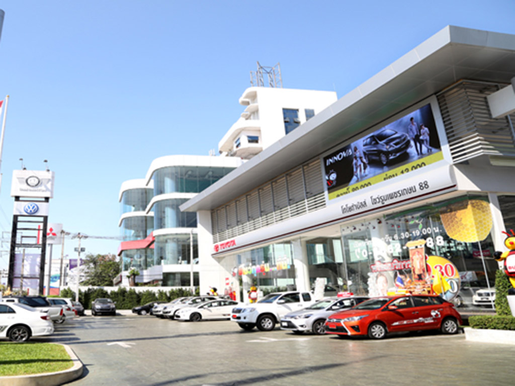 จอled ประเภท outdoor จอขนาดใหญ โตโยต้า บัสส์